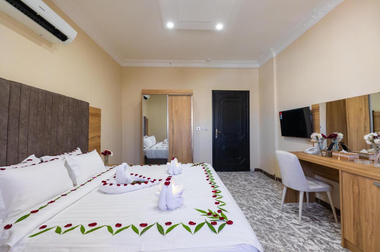 Lavent Park Hotel Suites Dzsidda Kültér fotó